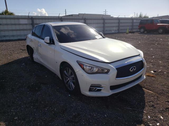 Infiniti Q50 base (2015)