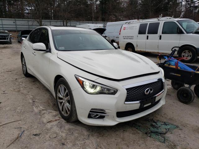 Infiniti Q50 base (2015)