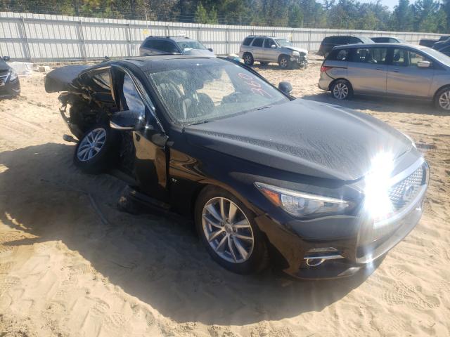 Infiniti Q50 base (2015)