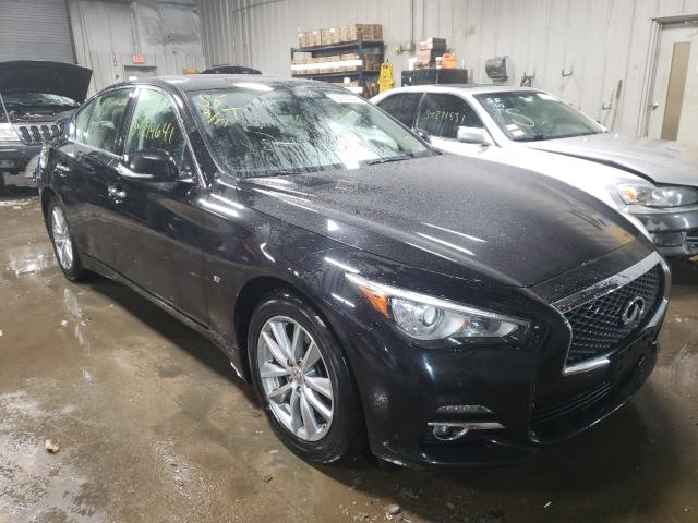 Infiniti Q50 base (2015)