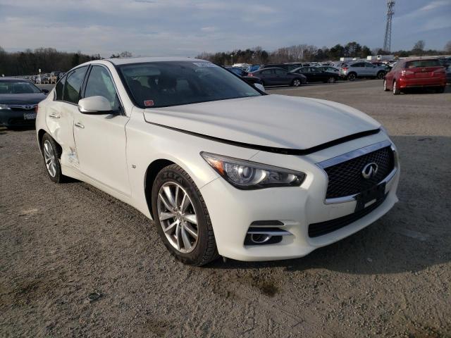 Infiniti Q50 base (2015)