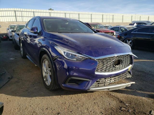 Infiniti Qx30 base (2017)
