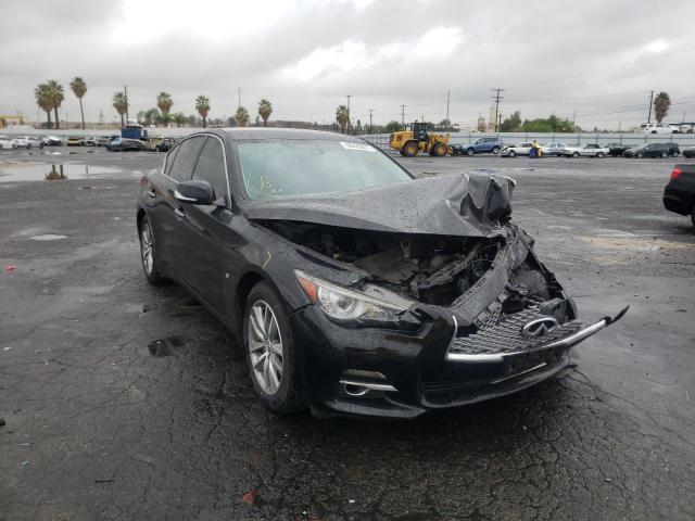 Infiniti Q50 base (2015)