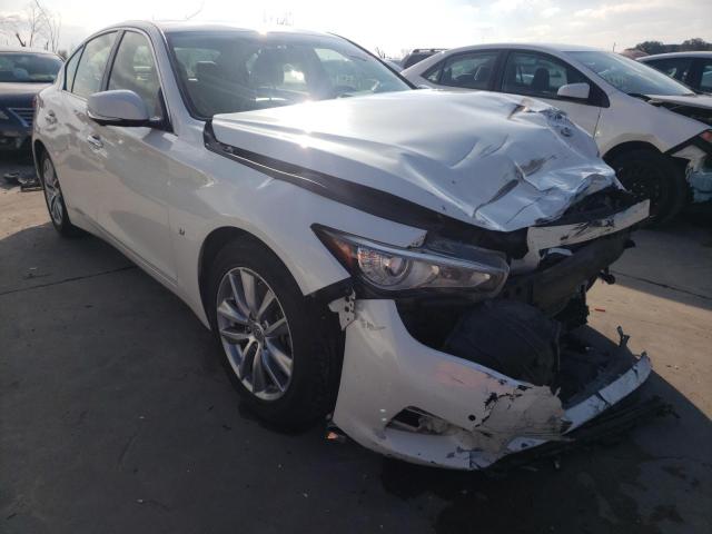 Infiniti Q50 base (2015)