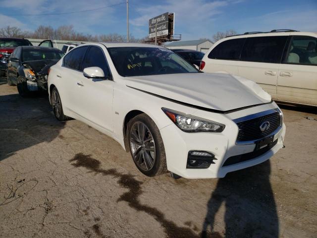 Infiniti Q50 base (2017)