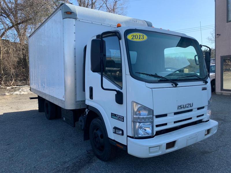 Isuzu Npr (2013)