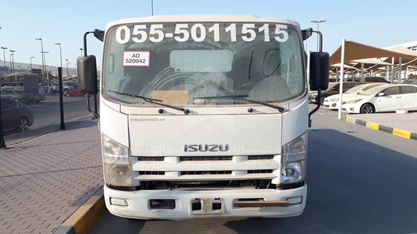 Isuzu Reward np (2015)