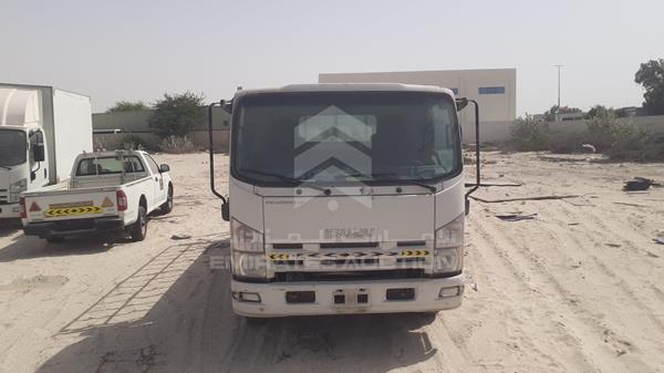 Isuzu Reward np (2013)