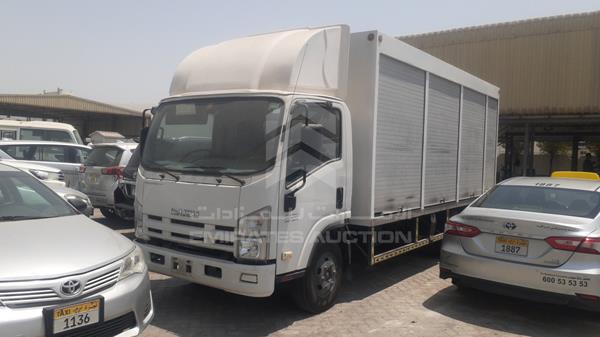 Isuzu Reward np (2017)