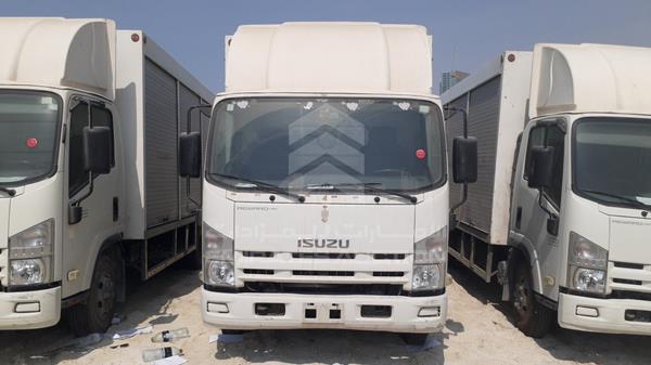 Isuzu Reward np (2017)