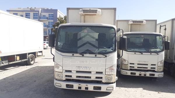 Isuzu Nmr (2011)