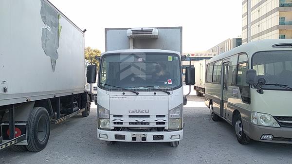 Isuzu Nmr (2011)