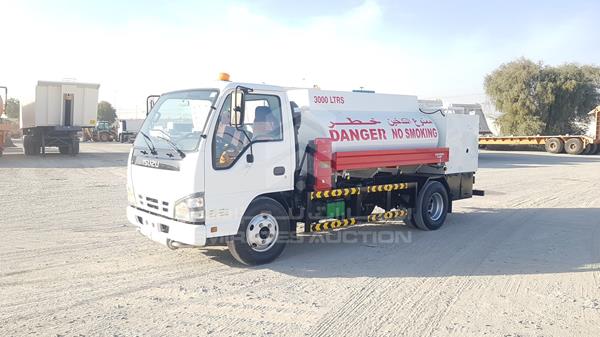 Isuzu Nkr (2008)