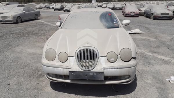 Jaguar S type (2004)