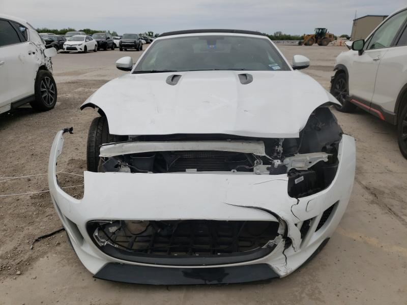 Jaguar F-type v8 2015