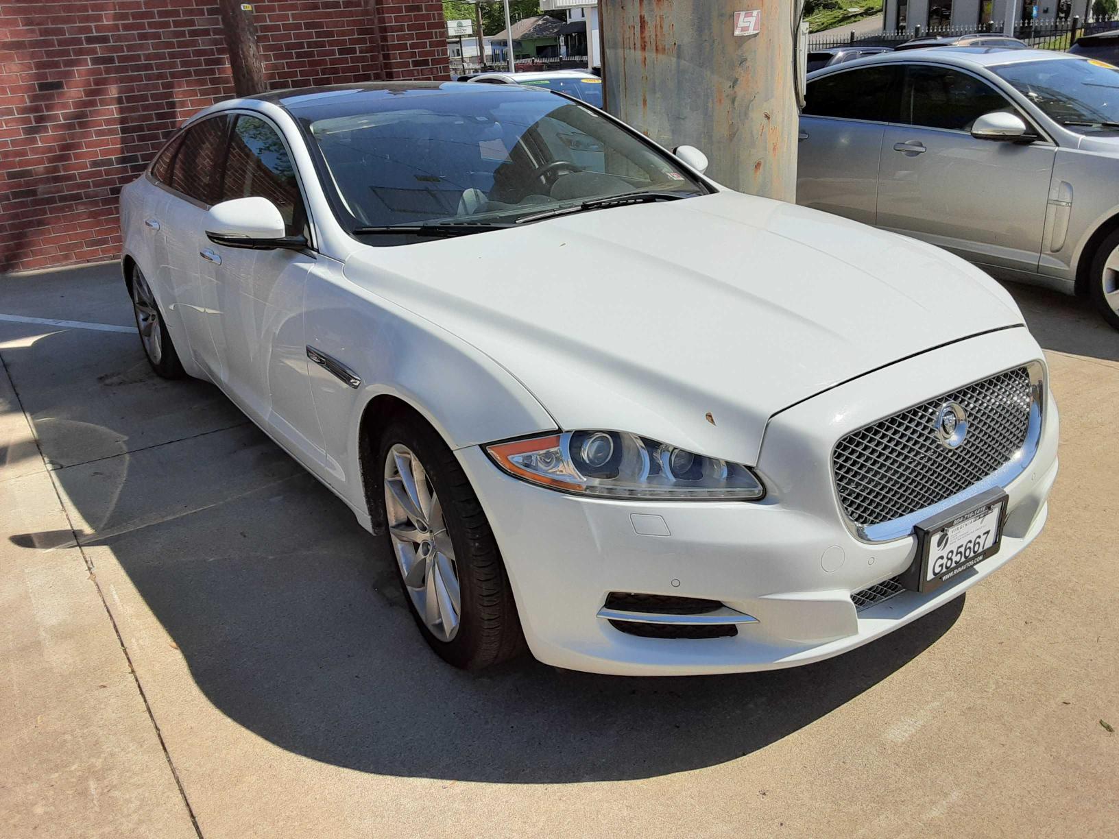 Jaguar Xj (2013)