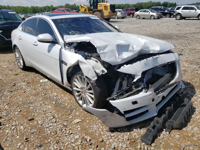 Jaguar Xe first e (2017)
