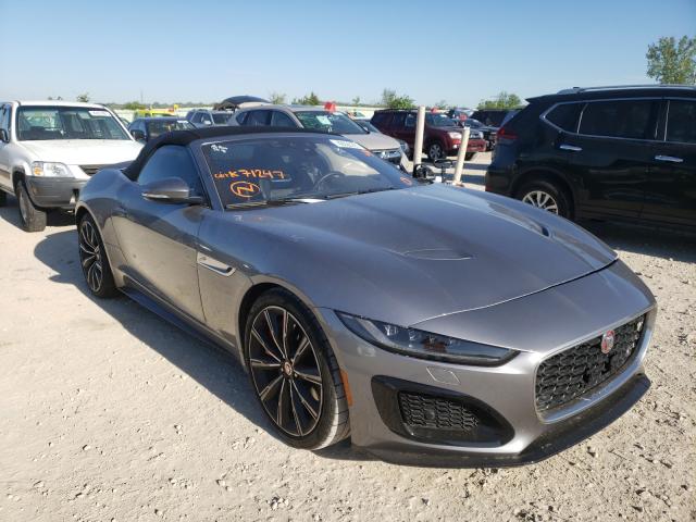 Jaguar F-type r (2021)