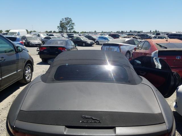 Jaguar F-type v8 2015