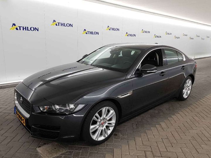Jaguar Xe (2016)