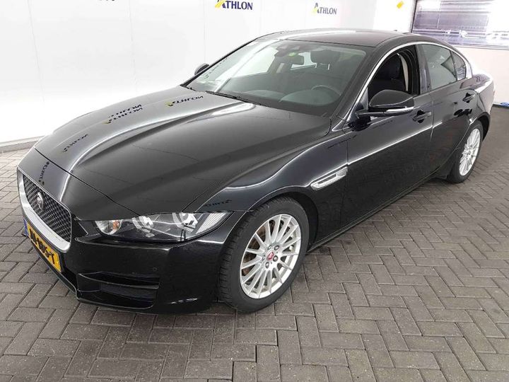 Jaguar Xe (2016)