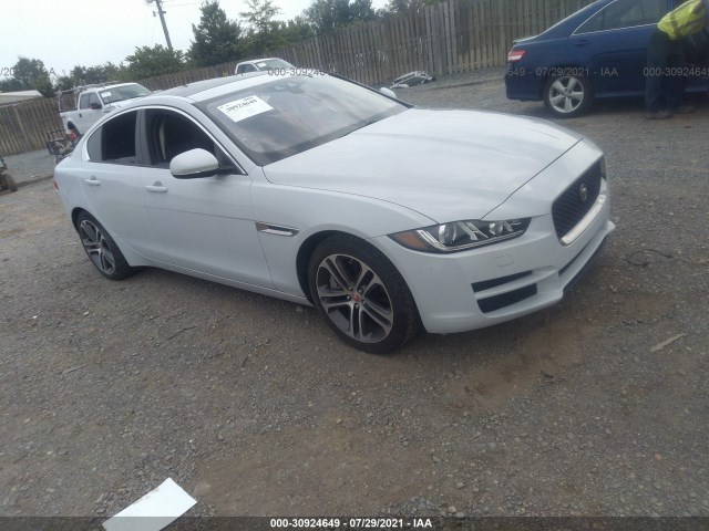 Jaguar Xe (2017)