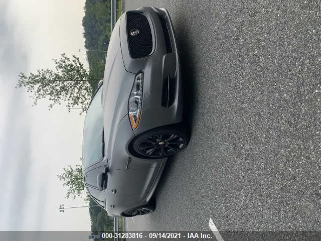 Jaguar Xj (2015)