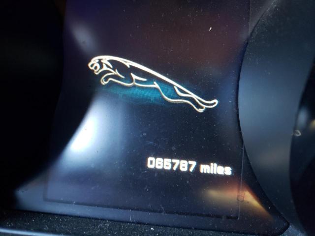 Jaguar F-type v8 2015