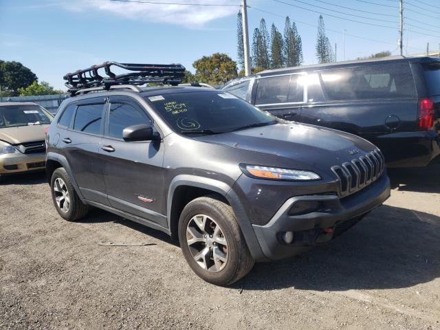 Jeep Cherokee t (2015)
