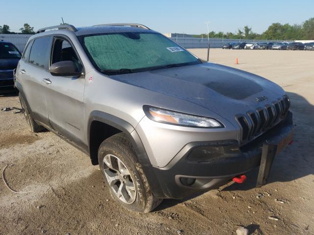 Jeep Cherokee t (2016)