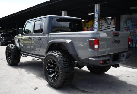 Jeep Gladiator 2021