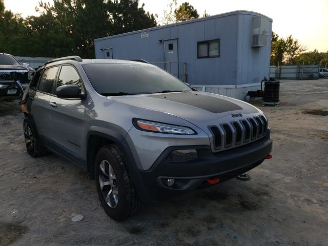 Jeep Cherokee t (2015)
