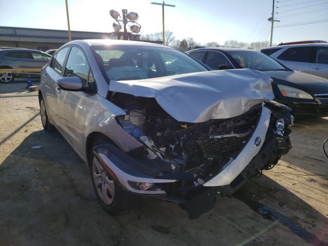 Kia Forte lx (2017)