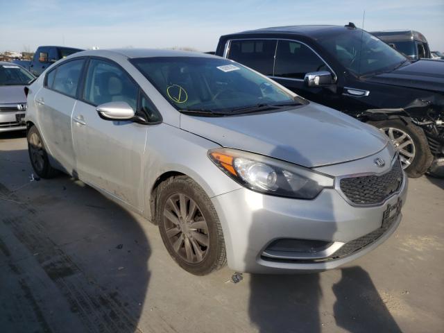 Kia Forte lx (2015)