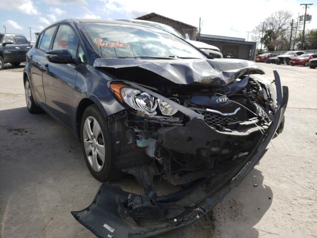 Kia Forte lx (2016)