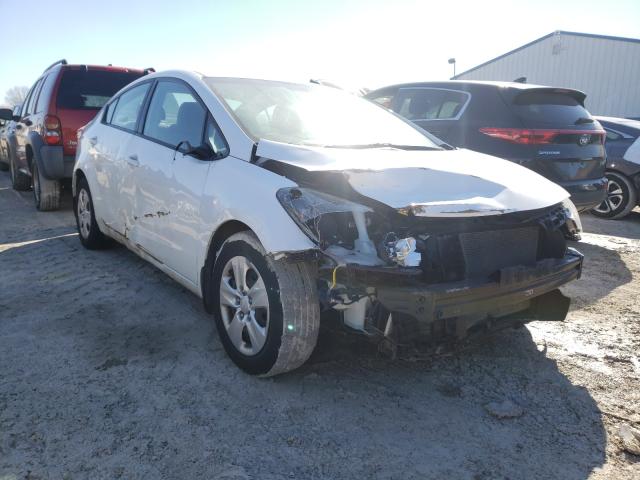 Kia Forte lx (2015)