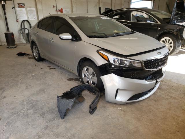 Kia Forte lx (2017)