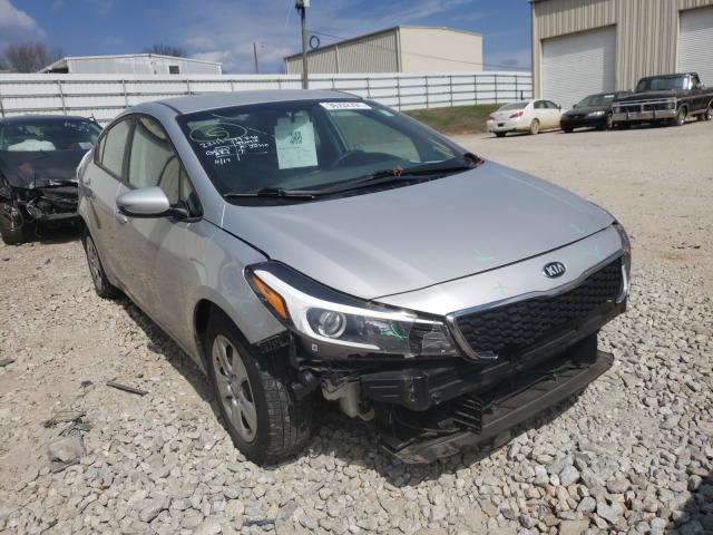 Kia Forte lx (2017)