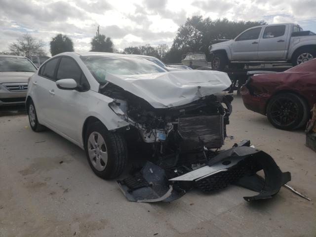 Kia Forte lx (2017)