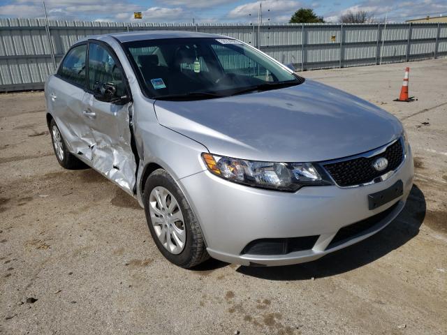 Kia Forte lx (2013)