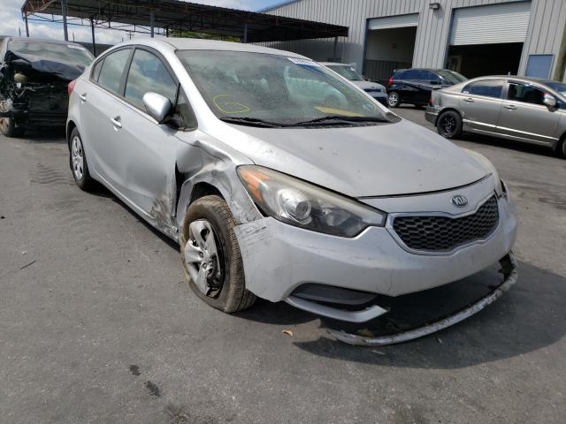 Kia Forte lx (2015)