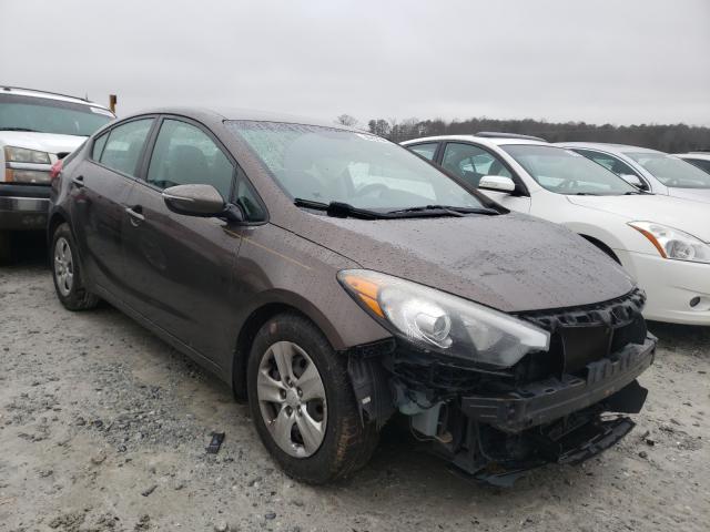 Kia Forte lx (2015)