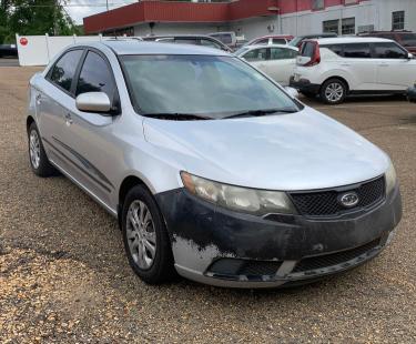 Kia Forte lx (2010)