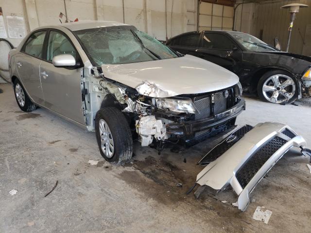 Kia Forte lx (2013)