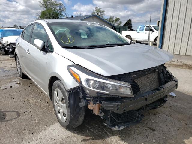 Kia Forte lx (2017)