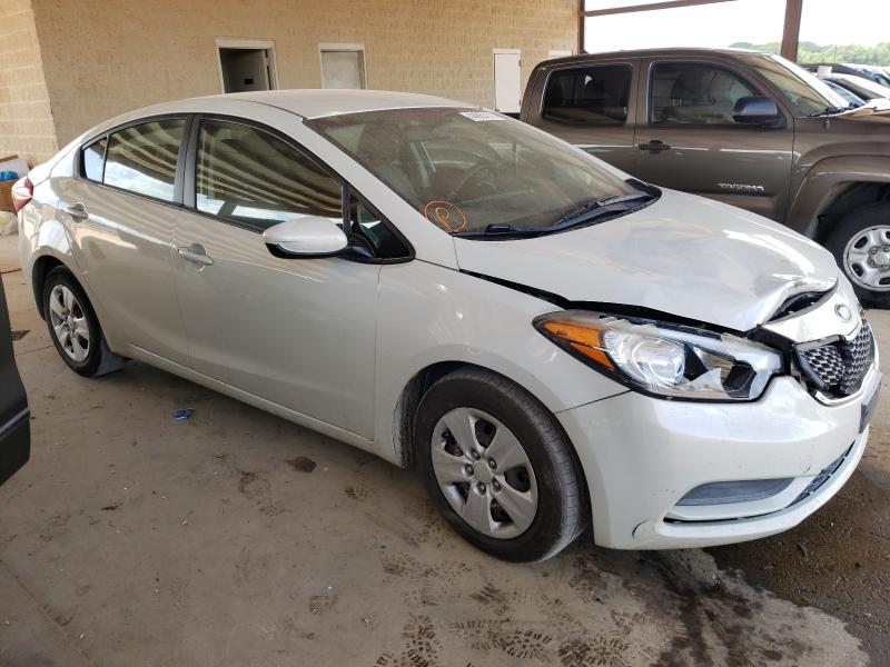 Kia Forte lx (2015)