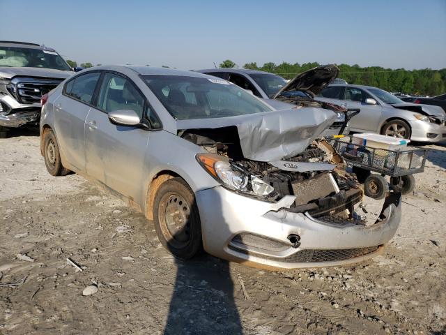 Kia Forte lx (2015)