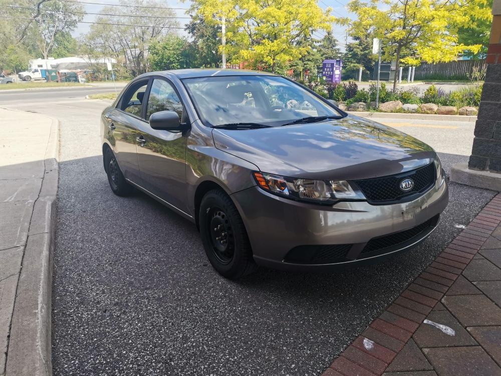 Kia Forte lx (2010)