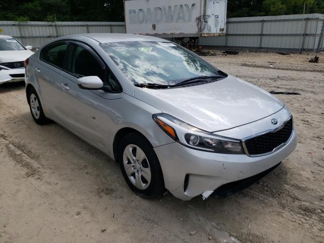 Kia Forte lx (2017)