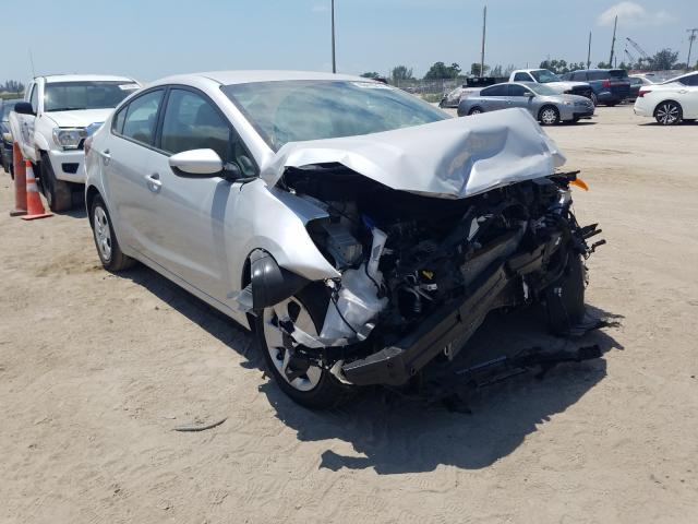 Kia Forte lx (2017)